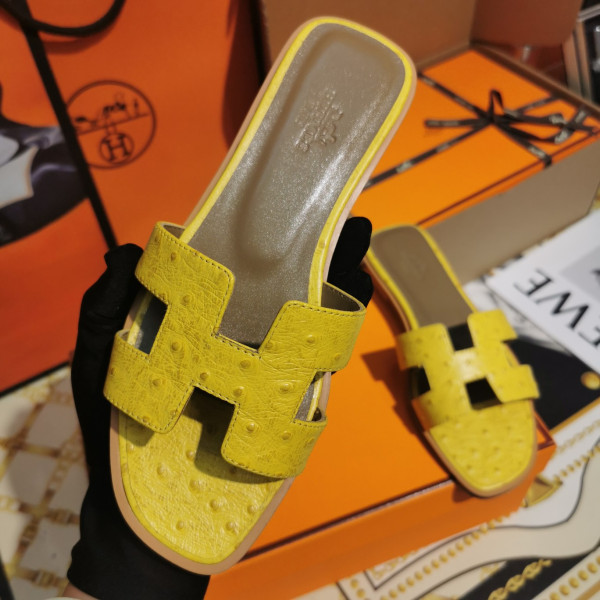 H**mes sandal