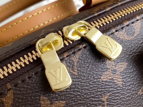 l0*is V*t0n vintage bag