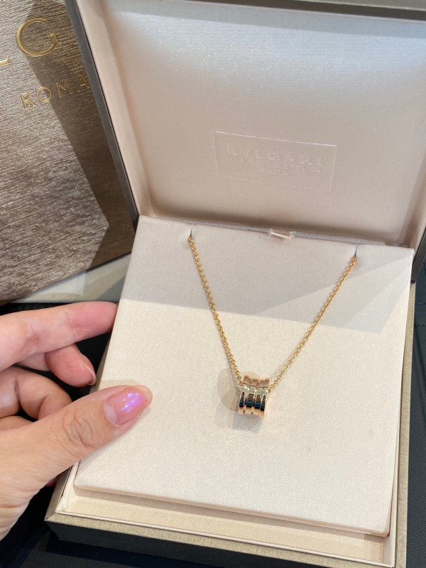 B*l*ai zero1 necklace