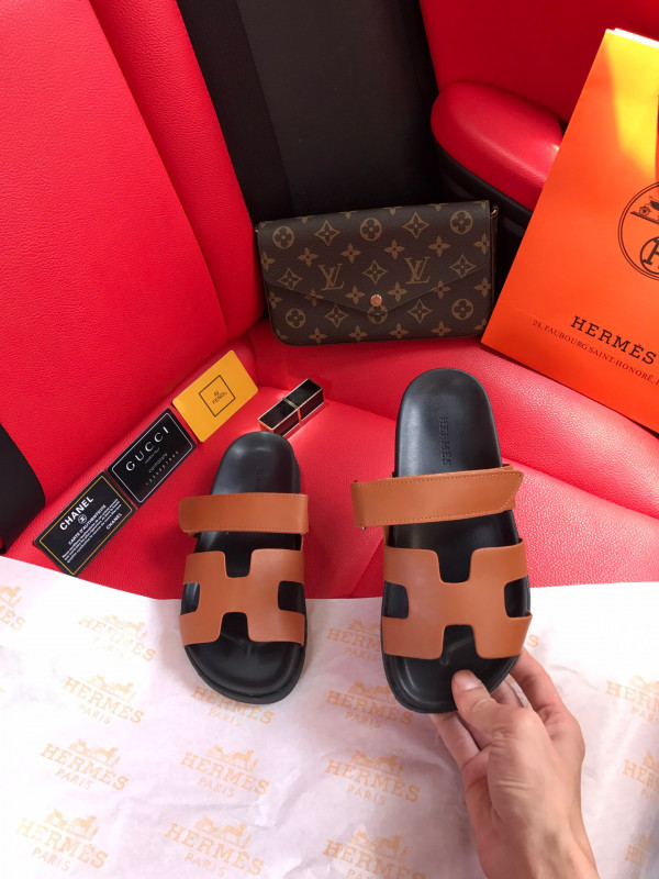 H**mes sandal