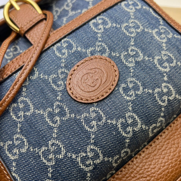 G*u*i backpack with interlocking g