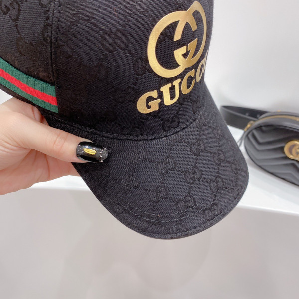 G*u*i hat
