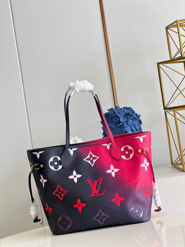 l0*is V*t0n neverfull mm