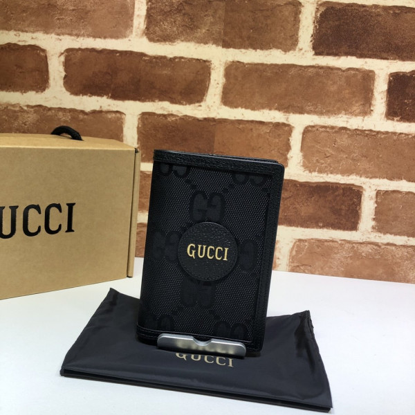 G*u*i off the grid passport case