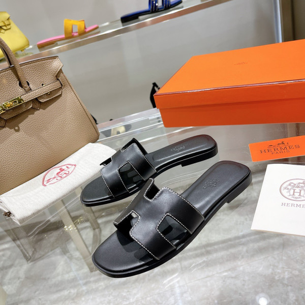 H**mes sandal