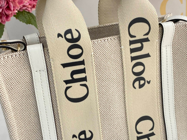Ch10É small woody tote bag