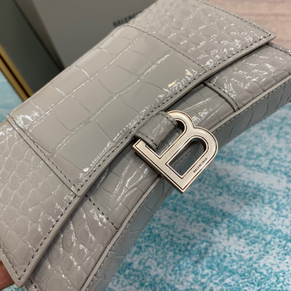 Ba*len*cia*ga  hourglass chain bag