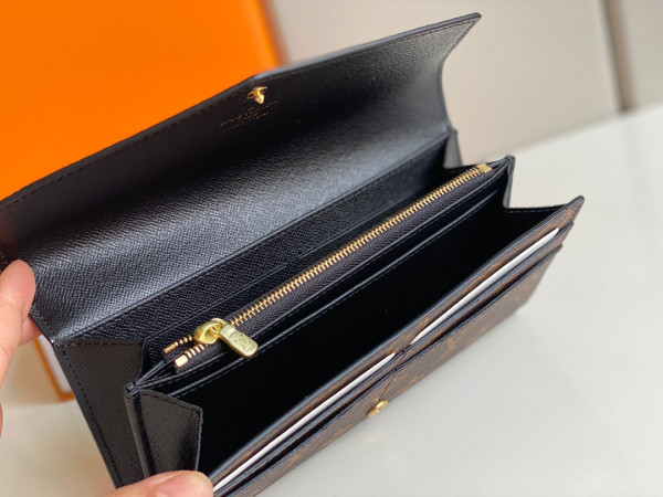 l0*is V*t0n sarah wallet