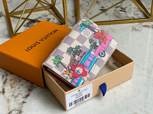 l0*is V*t0n victorine wallet
