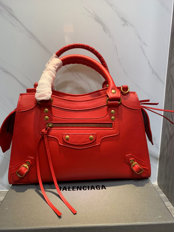 Ba*len*cia*ga neo classic small top handle bag