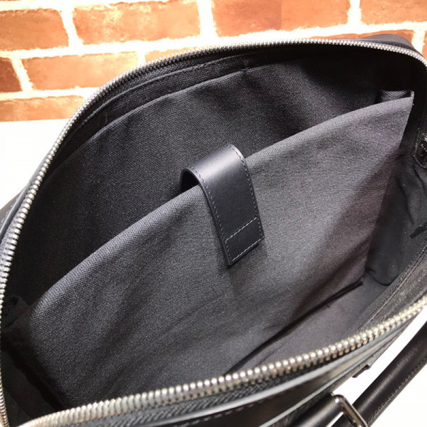 G*u*i gg black briefcase