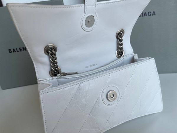 Ba*len*cia*ga crush small chain bag
