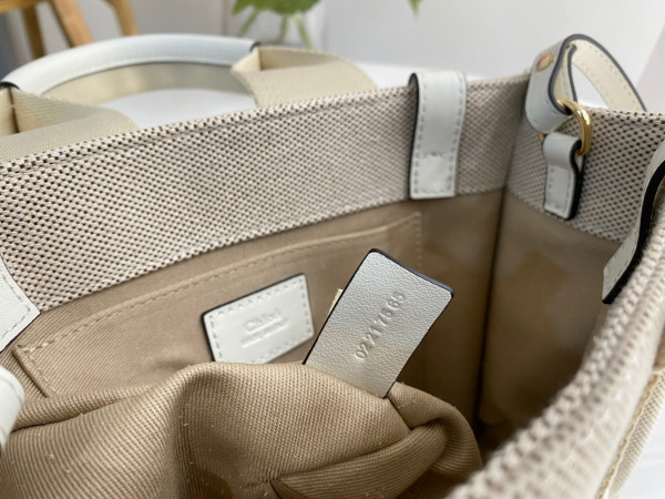 Ch10É small woody tote bag