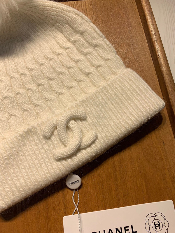 CL HAT