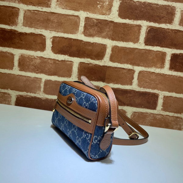 G*u*i ophidia suede mini bag