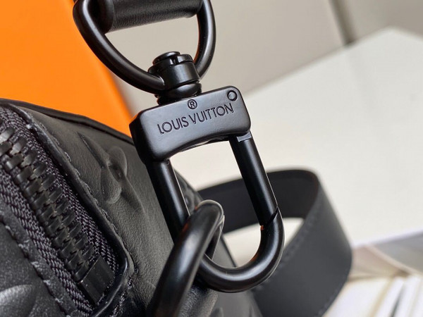 l0*is V*t0n city keepall