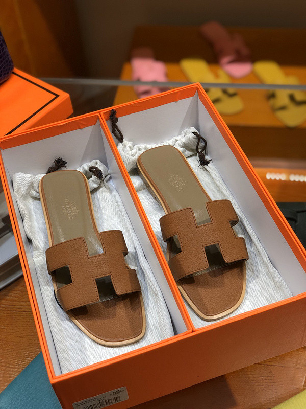 H**mes sandal