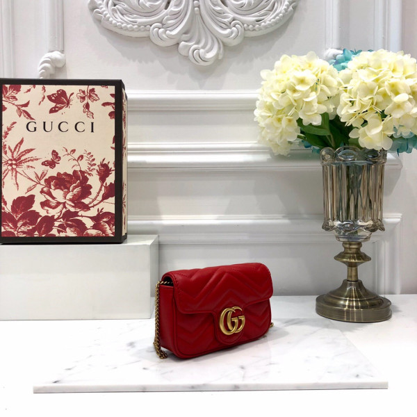g*u*i gg marmont S*per mini bag
