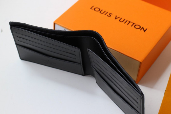 l0*is V*t0n slender wallet