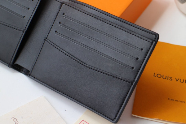 l0*is V*t0n slender wallet