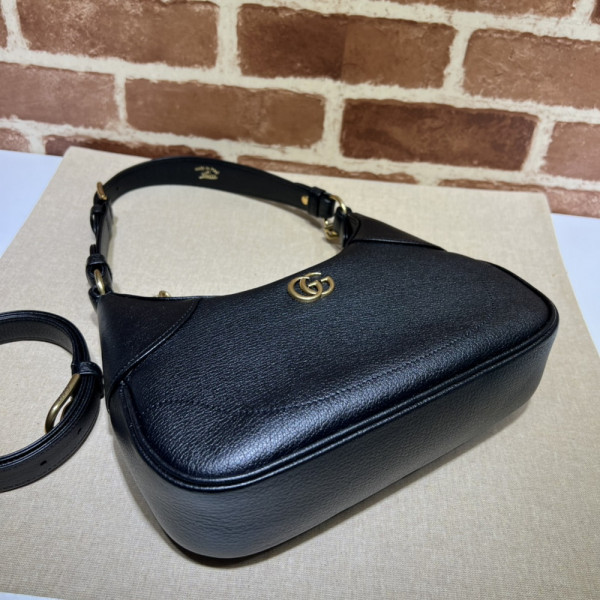 G*u*i aphrodite small shoulder bag