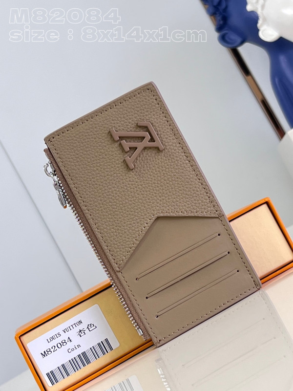 l0*is V*t0n coin card holder