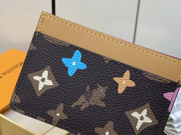 l0*is V*t0n card holder-11*7*0.5cm