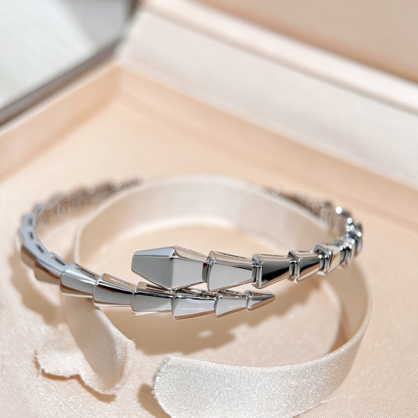 B*l*ai bracelet