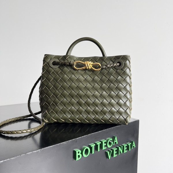 bo*te*ga Ve*ne*ta small andiamo-25*22*10.5cm