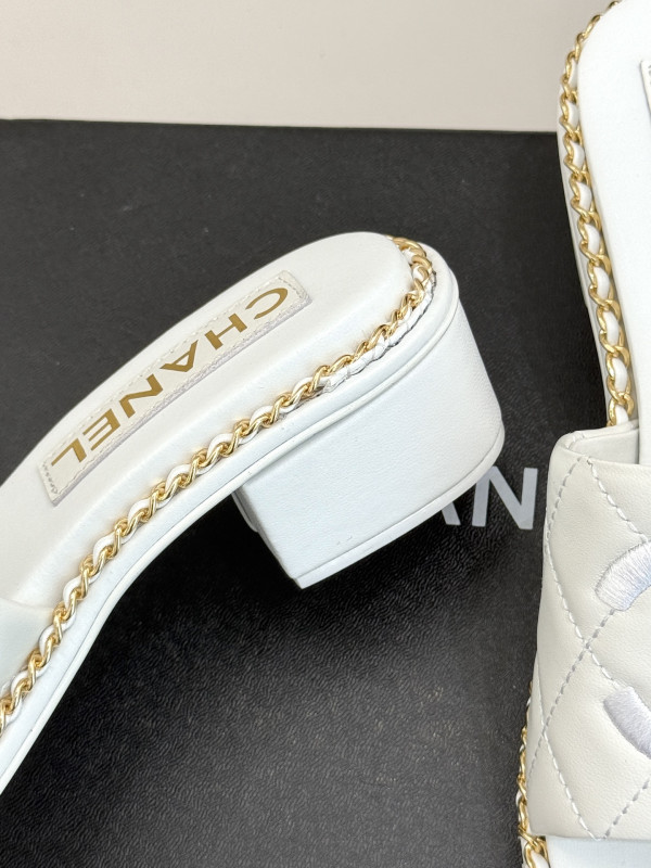 CL SANDALS