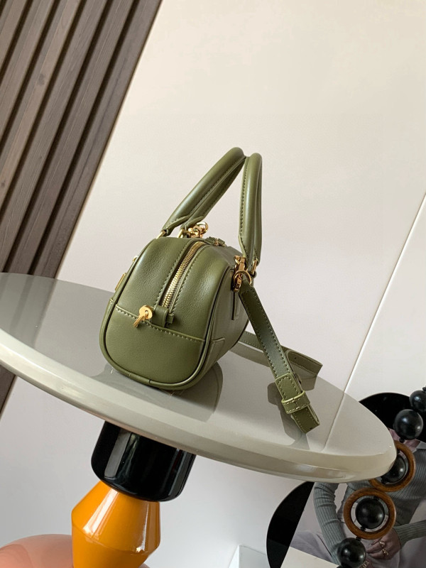 L0ew* amazona 23 cropped bag in nappa calfskin - 23*10*11cm