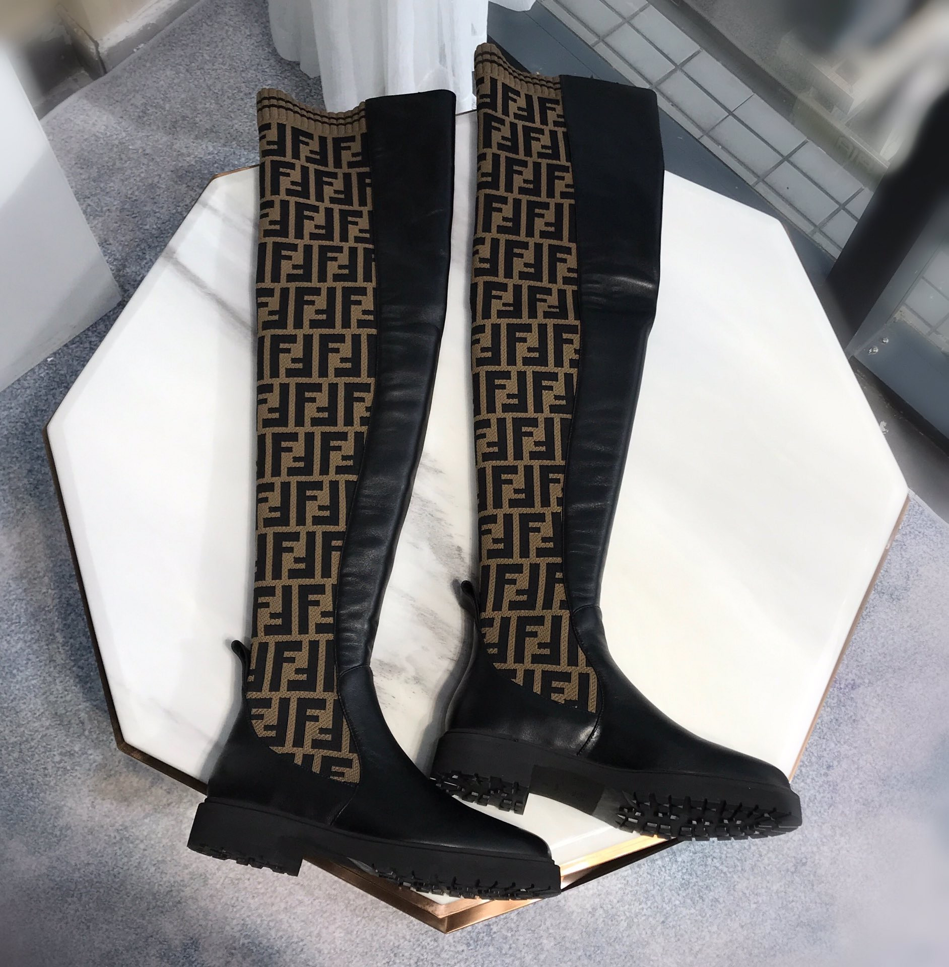 F**di boots